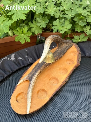 Поднос за чашки