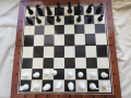 шах - голям к-т фигури+пулове/зарове, малък пирографиран 17х17 см , снимка 5
