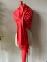 Коралово червен шал от 70 % коприна и 30 % кашмир, снимка 2