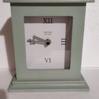 Holborn винтидж дървен настолен часовник дръжка месинг, снимка 1 - Антикварни и старинни предмети - 45753855