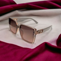 Луксозни дамски слънчеви очила, снимка 3 - Слънчеви и диоптрични очила - 45053897