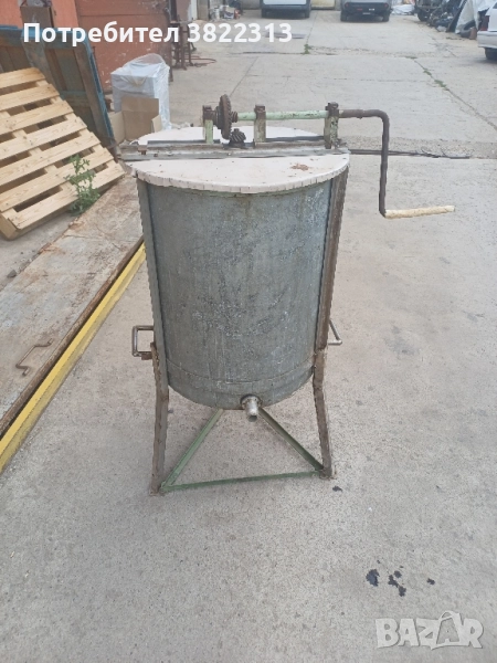 Центрофуга за мед, снимка 1