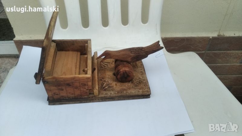 Стара дървена кутия за цигари/настолен цигаретник, снимка 1