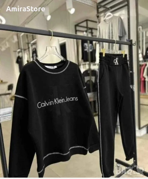 Дамски спортен екип CALVIN KLEIN, снимка 1