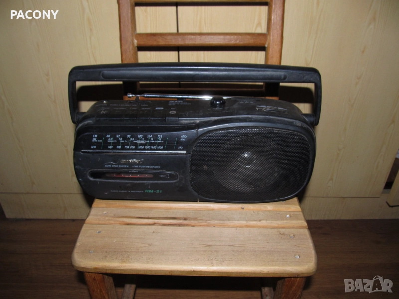 малък радио касетофон AIWA, снимка 1