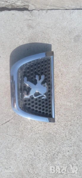 Емблема предна броня за Peugeot 3008 2.0 hdi 150 кс. (2009- 2016), снимка 1