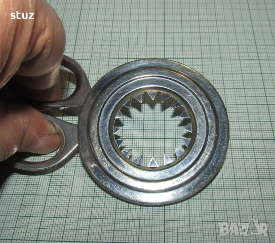 Резачка за черупките на сварени яйца, снимка 7 - Аксесоари за кухня - 54012630