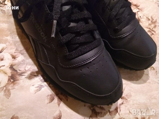 REEBOK Оригинал Нови Дамски Маратонки от Естествена Кожа 40, снимка 3 - Маратонки - 52667899