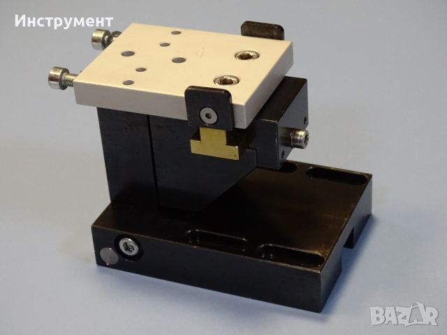 Двукоординатна инструментална стойка 110х95х80mm 15°, снимка 1 - Резервни части за машини - 46658227