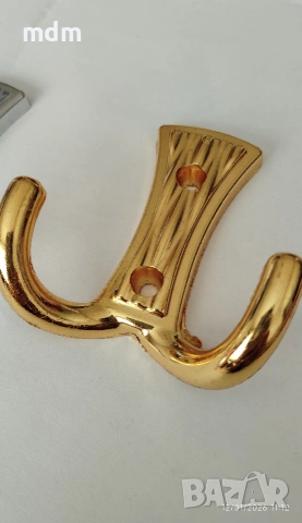 Практичен и стилен дървен закачалник за дрехи, снимка 9 - Други стоки за дома - 53287548