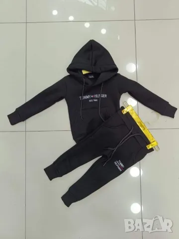 детски ватиран комплект на едро tommy hilfiger hugo boss, снимка 2 - Детски комплекти - 48202695