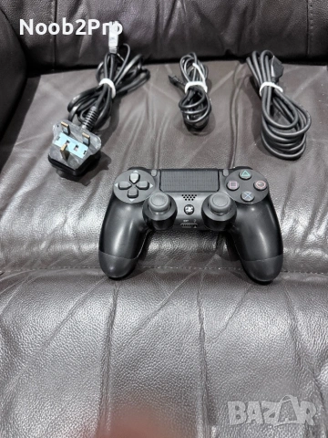 PlayStation 4 500 GB с кутия с черен джойстик (Boxed), снимка 5 - PlayStation конзоли - 53290357