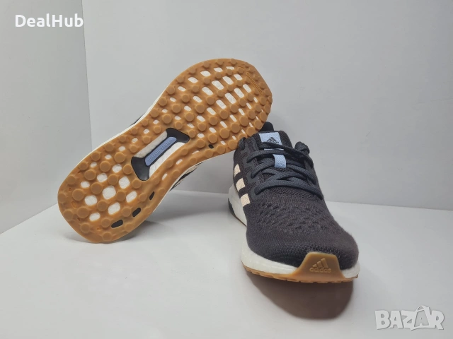 Маратонки Adidas Ultraboost Чисто нови без кутия. Размер 37 1/3 стелка 23 см. Цена 45 евро., снимка 3 - Маратонки - 54221124