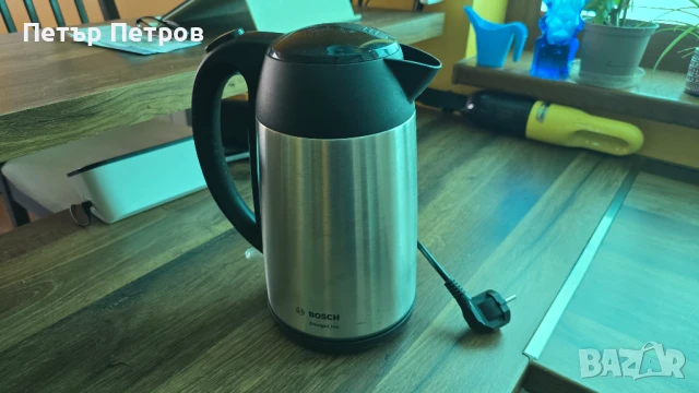 Електрическа кана za вода Bosch, снимка 2 - Кани - 51123683