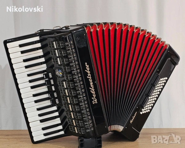 Акордеон Weltmeister Meteor 