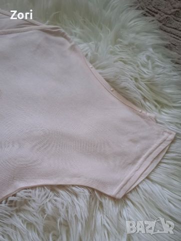 СУПЕРТЪНИЧКА и МНОГО ЛЕКА блуза с отворени рамене в блед розов цвят , снимка 4 - Тениски - 46412434