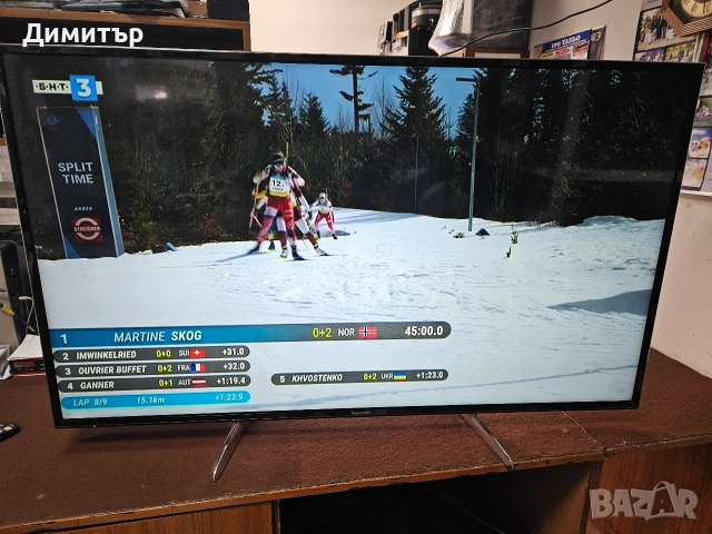 Продавам Panasonic TX55DXW604