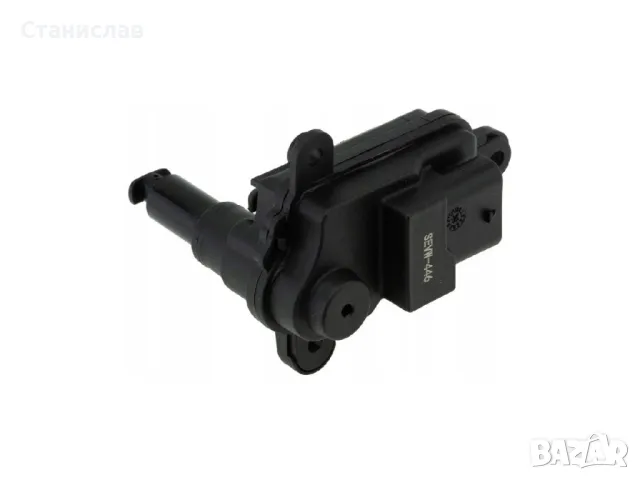 VW Passat B8 Моторче за заключване на резервоар , снимка 4 - Части - 50360273