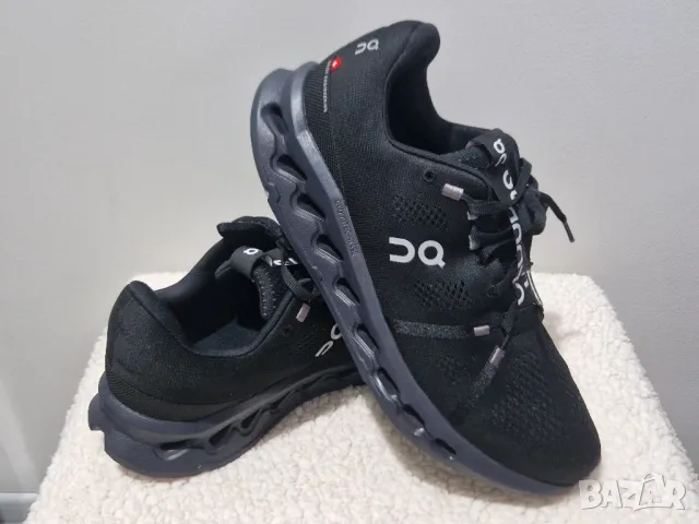On cloud Running Cloudsurfer Trainers,47 номер, като нови!, снимка 5 - Маратонки - 50072230