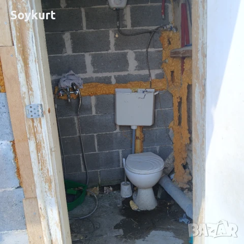 2 имота в един двор  1300М2 с 2 Оранжерии По 150м2 общо 300м2 , снимка 18 - Парцели - 50916749