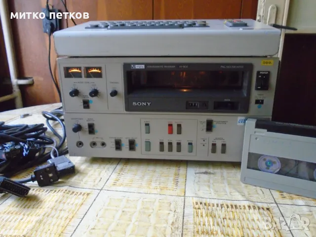 U-Matic Sony vo-5630+пулт, снимка 1 - Плейъри, домашно кино, прожектори - 47027061