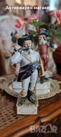 Тримата мускетари и  Д'Артанян , Франция. , снимка 2 - Статуетки - 49798469