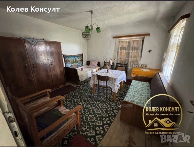Продава къща с. Левка , снимка 8 - Къщи - 52803269