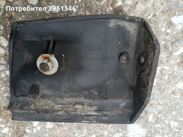 Лайсна калник Нисан Мурано Nissan Murano Z50 63873CA000, снимка 2 - Части - 53180625