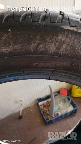 Продавам 1бр гума Корморан 205/55/16 и 1бр ДЪНЛОП 205/55/16 . КАРАНИ СА ПО 1000 КИЛОМЕТРА