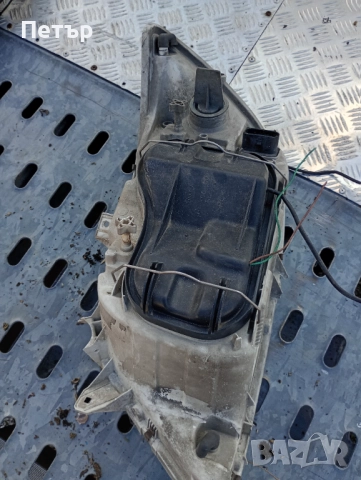 Десен фар Мерцедес спринтер 2001-2006г Hella, снимка 4 - Части - 52268049