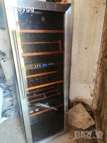 Хладилна витрина за вино , снимка 3 - Витрини - 51550583