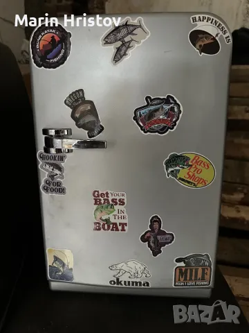 Малък храдилник 12/220v