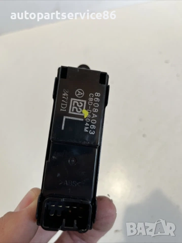 Заден ляв превключвател за стъкло на врата за ляв волан за Peugeot 4007 2.2 HDI (2009) 8608A063, снимка 2 - Части - 53681043