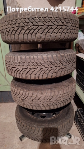 Зимни гуми Continental с метални джанги 80лв.брой, снимка 3 - Гуми и джанти - 52869286
