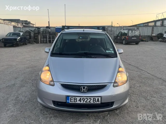 продавам honda jazz 1.4 83 коня, снимка 1 - Автомобили и джипове - 45402663