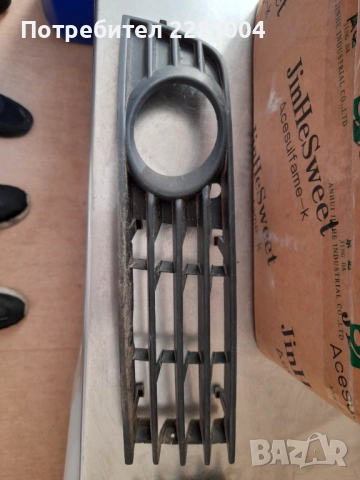 Ауди а4 б6 Решетки за халогени, снимка 7 - Части - 52010816