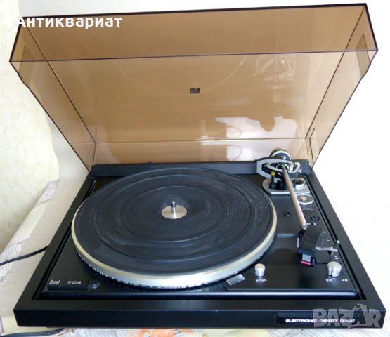 Висок клас грамофон Dual CS 704 / Germany