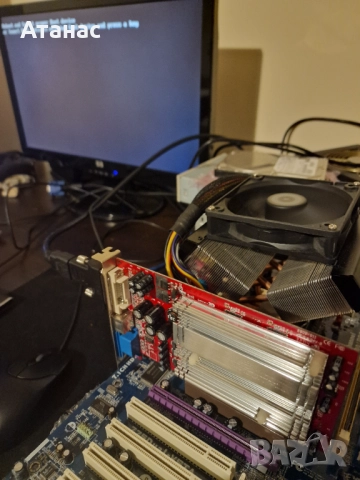 ATI 9600 256MB DDR 128bit PNY + подарък ATI 9550 CANYON CN-AG955-71, снимка 2 - Видеокарти - 51690401