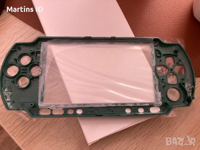 PSP 3000 front plate Spirited Green, снимка 2 - PlayStation конзоли - 45877624