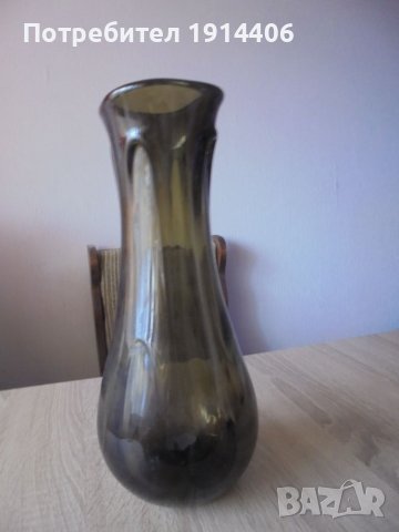 Красива огромна ваза цветно стъкло, цена : 80 лв., снимка 2 - Вази - 46463567