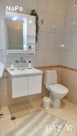 Апартамент в гр. Бургас, к-с Лазур, снимка 16 - Квартири, нощувки - 52848221