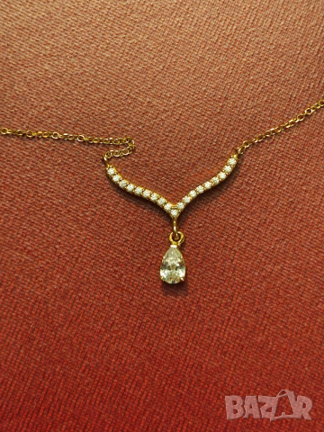 Страхотно златно колие с мойсанити , снимка 1 - Колиета, медальони, синджири - 52469541