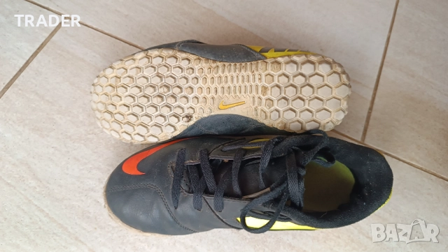 футболни обувки гъсенички бутонки Nike размер 33 номер, дължина на стелката 20.5см, снимка 7 - Детски маратонки - 42603990