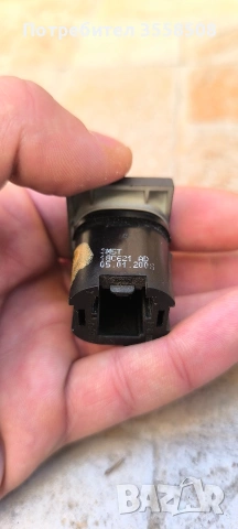 Бутон за подгрев на задното стъкло Форд Фокус мк2, снимка 2 - Части - 53750032