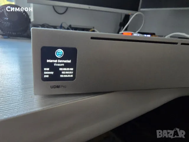 UniFi Dream Machine Pro рутер, снимка 6 - Рутери - 47234868