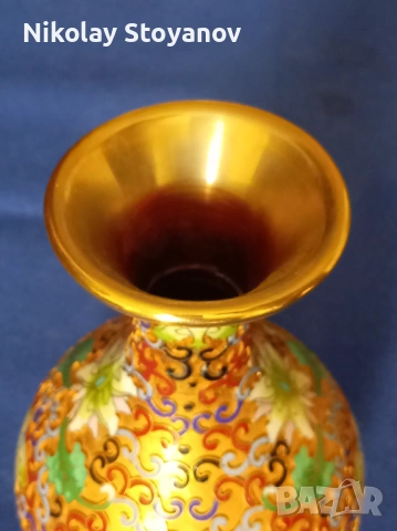 Китайска ваза с цветен емайл, снимка 4 - Вази - 54157794