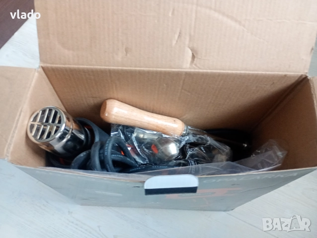 Пистолет за горещ въздух Крафт & Деле 2000W, снимка 2 - Други инструменти - 52035050