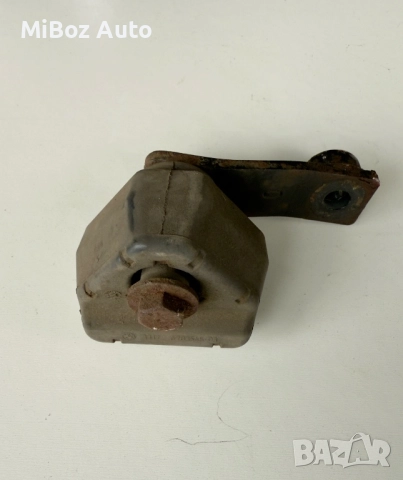 Стабилизатор амортисьор вибрации BMW E90 E91, снимка 2 - Части - 52493217