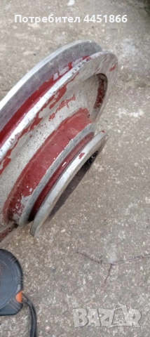 Ремъчна шайба ф230 мм, снимка 4 - Други машини и части - 53649021