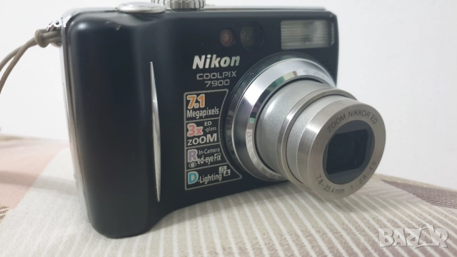 фотоапарат Nikon Coolpix 7900, снимка 3 - Фотоапарати - 52818474